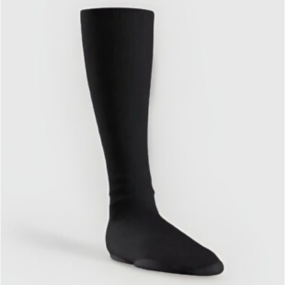 Yeezy Women's  Black Pods